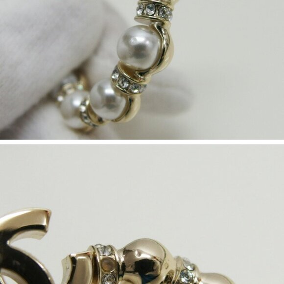 Chanel Drop CC Earrings 22K in Pearly White & Crystal BNIB CHANEL Authentic White Pearl Logo Earrings
